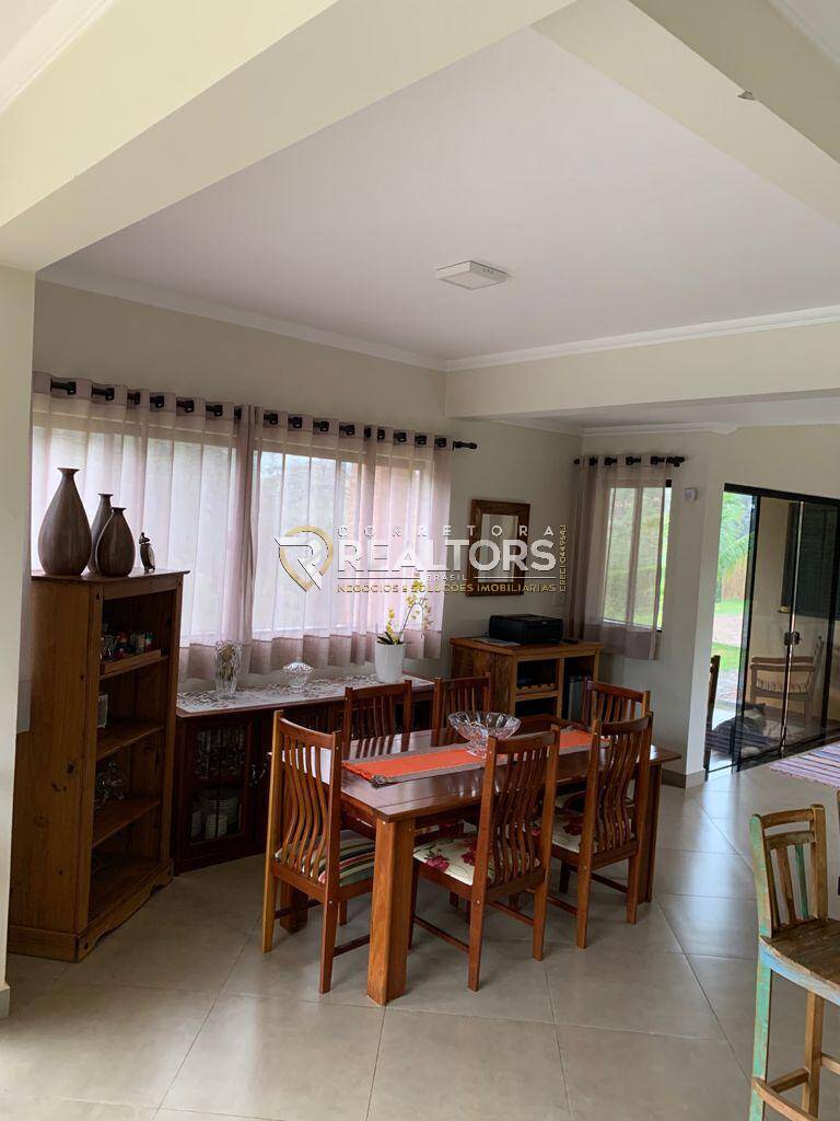 Chácara à venda com 3 quartos, 300m² - Foto 8
