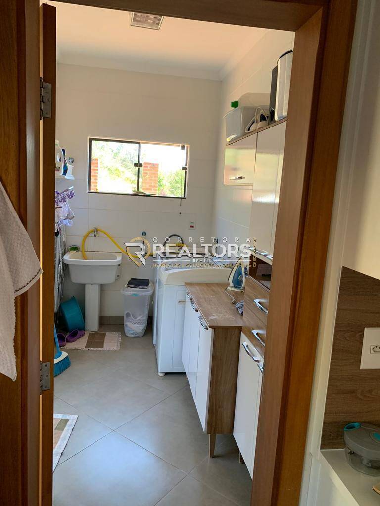 Chácara à venda com 3 quartos, 300m² - Foto 13