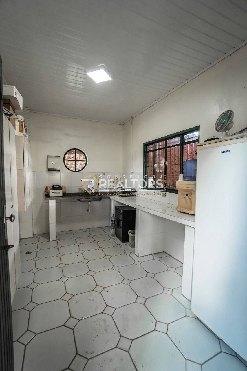 Casa à venda com 3 quartos, 141840m² - Foto 16