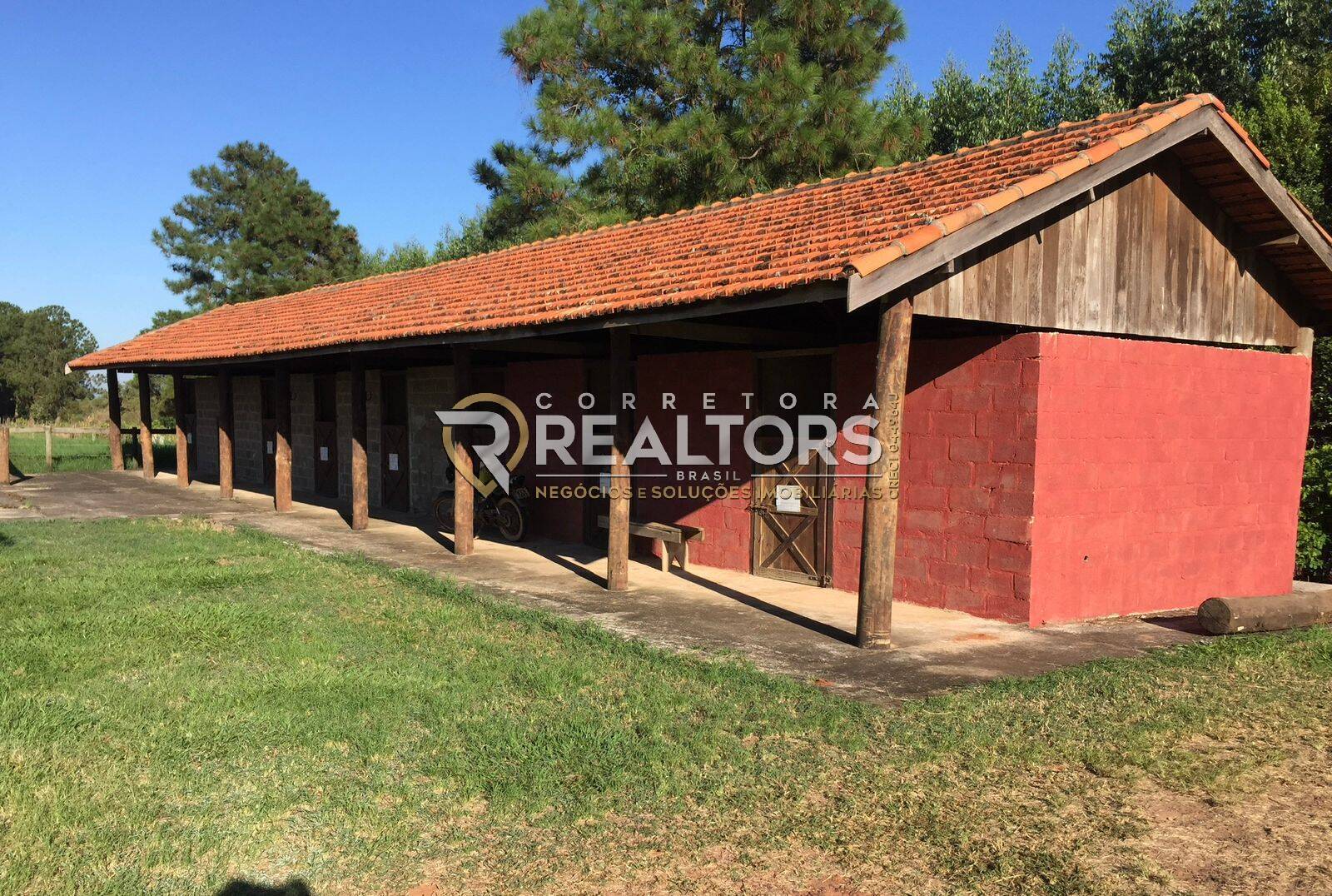Casa à venda com 3 quartos, 141840m² - Foto 26