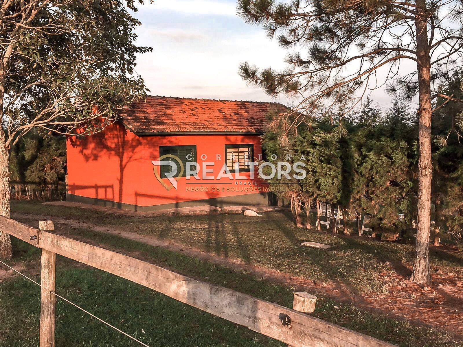 Casa à venda com 3 quartos, 141840m² - Foto 28