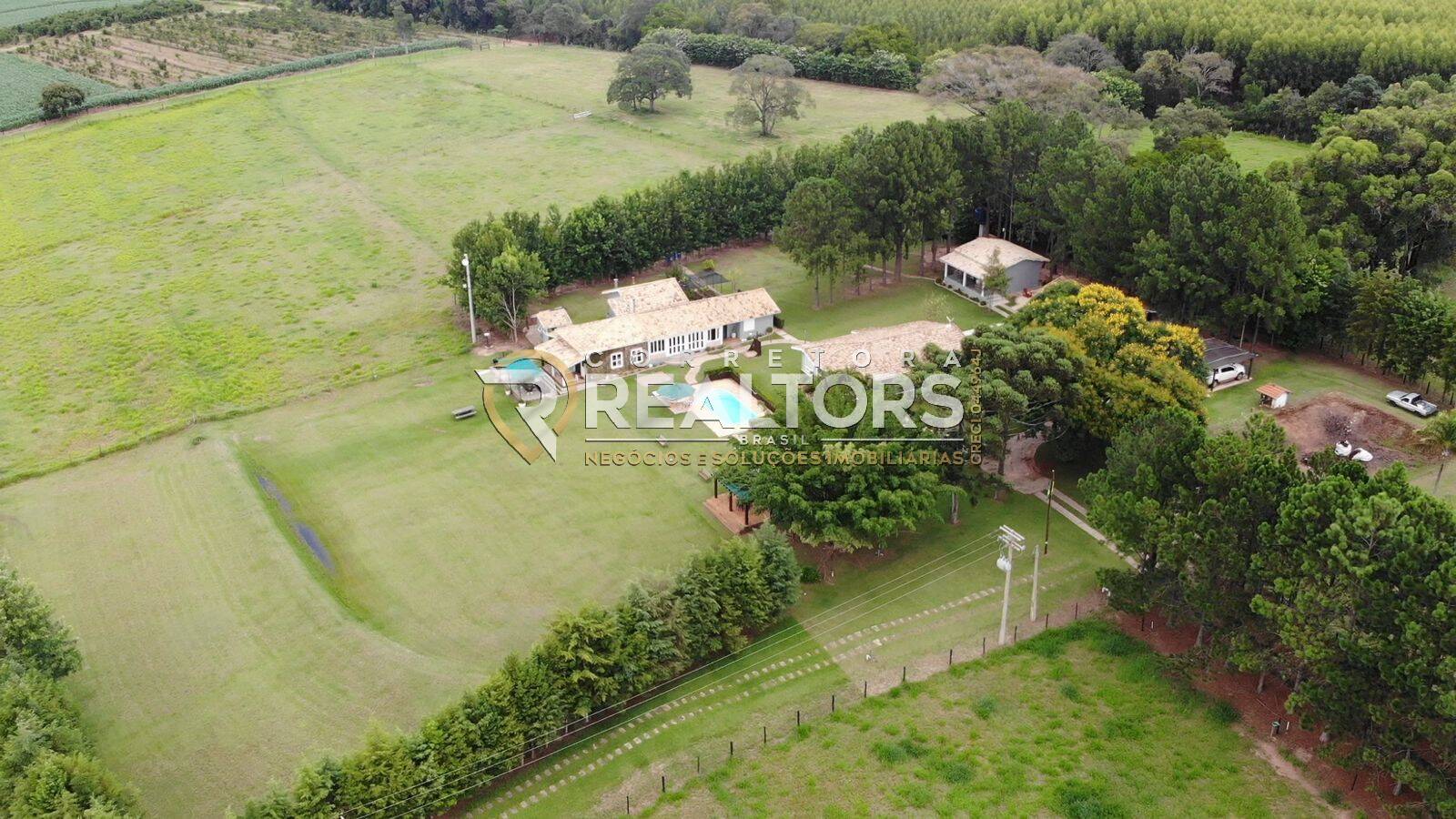 Casa à venda com 3 quartos, 141840m² - Foto 5