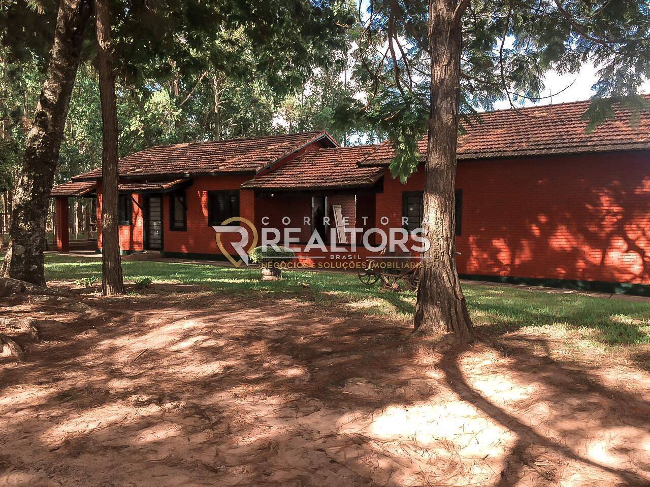Casa à venda com 3 quartos, 141840m² - Foto 29
