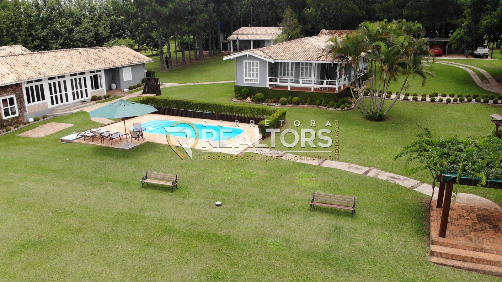 Casa à venda com 3 quartos, 141840m² - Foto 3