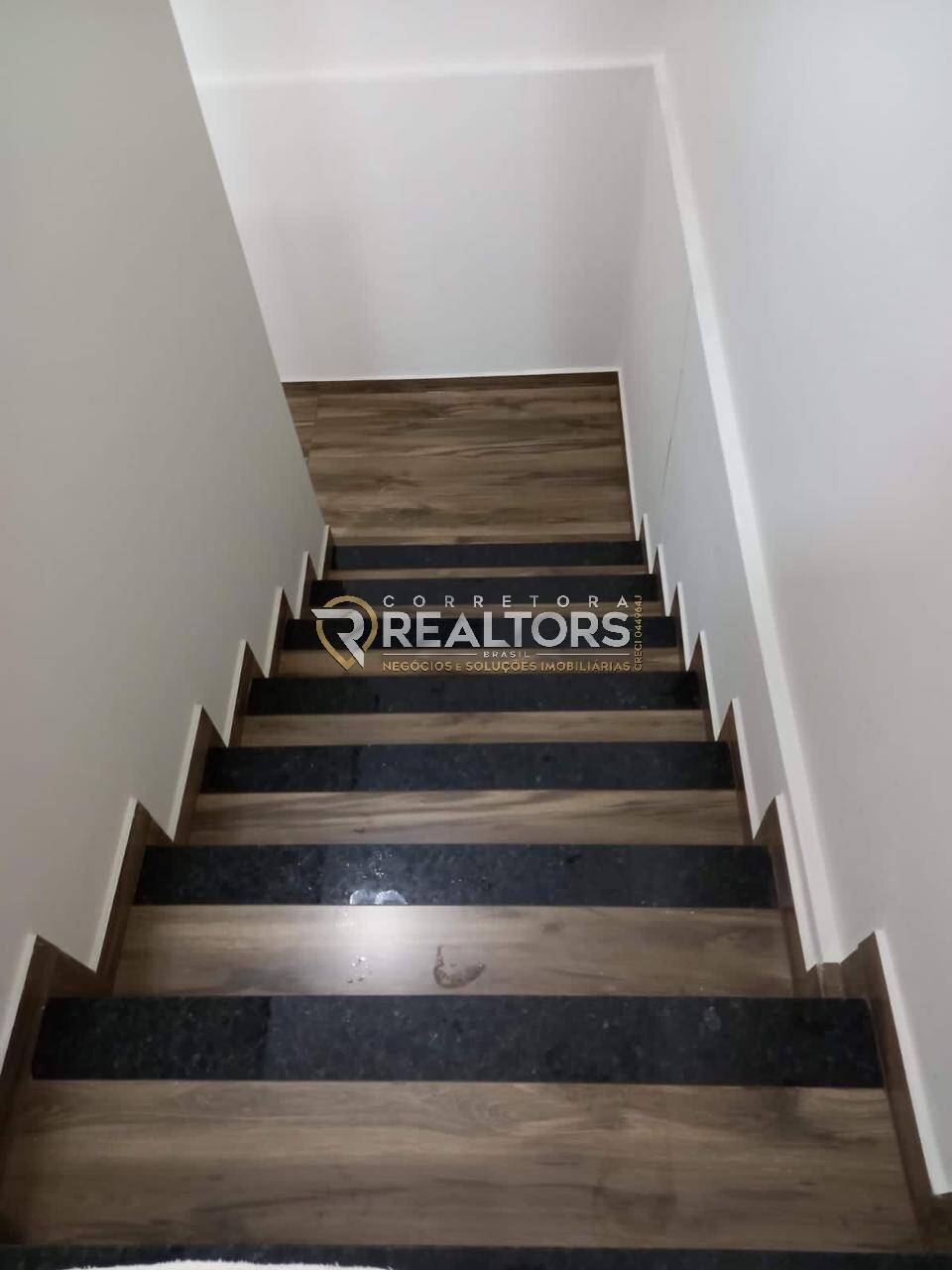 Sobrado à venda com 3 quartos, 200m² - Foto 6