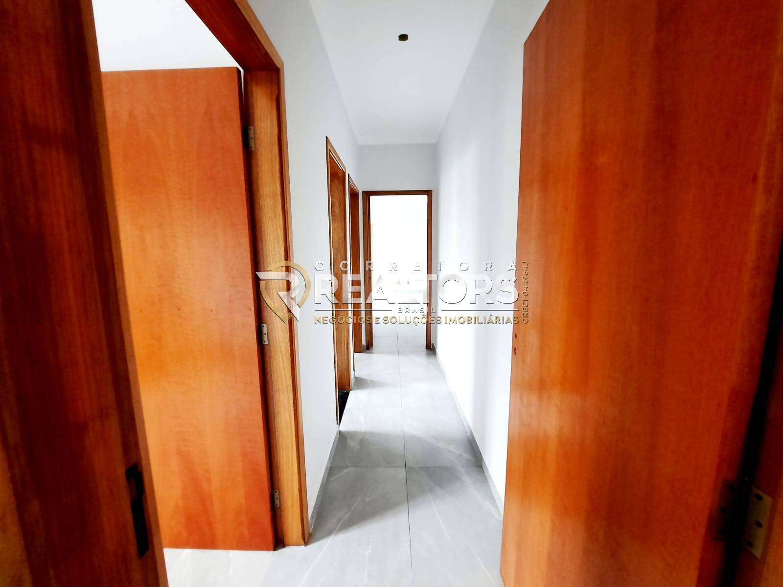 Casa à venda com 3 quartos, 160m² - Foto 4