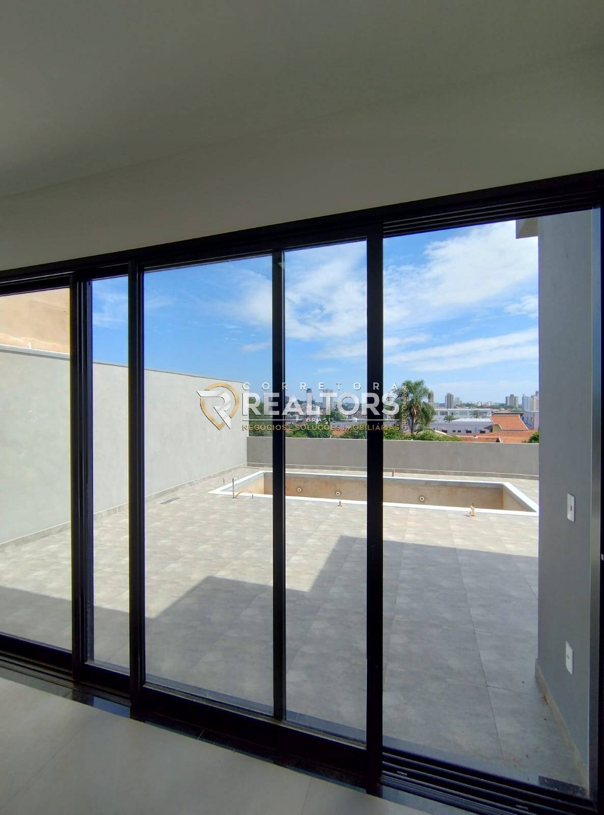 Casa de Condomínio à venda com 3 quartos, 235m² - Foto 6