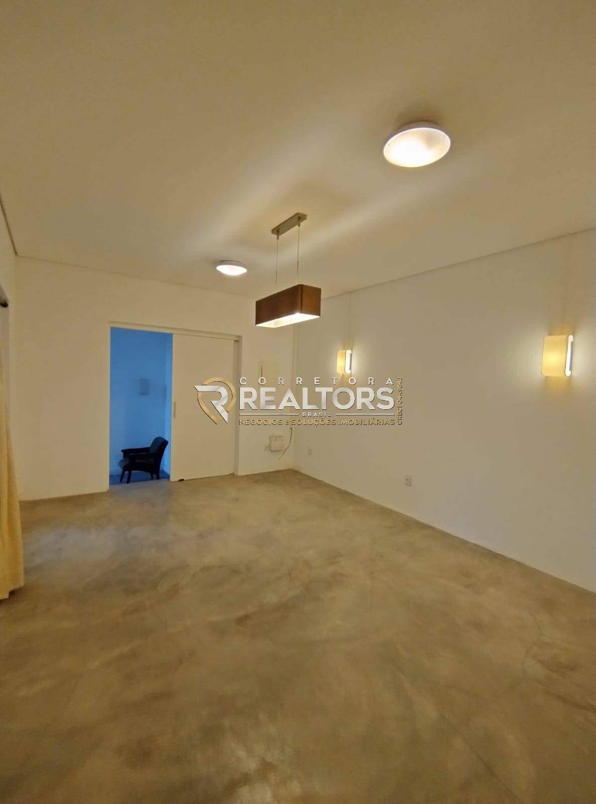 Casa à venda e aluguel com 4 quartos, 670m² - Foto 8
