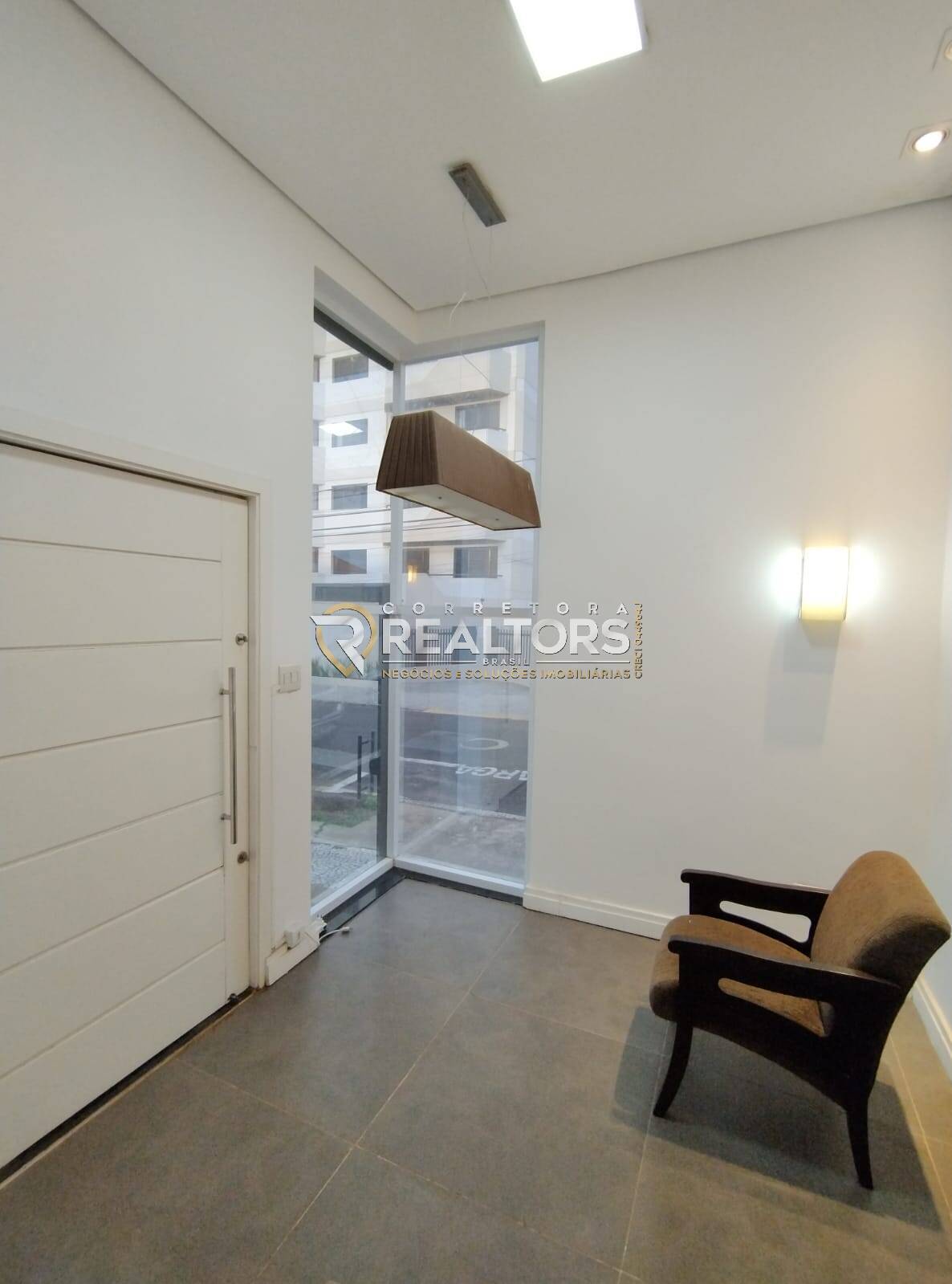 Casa à venda e aluguel com 4 quartos, 670m² - Foto 7