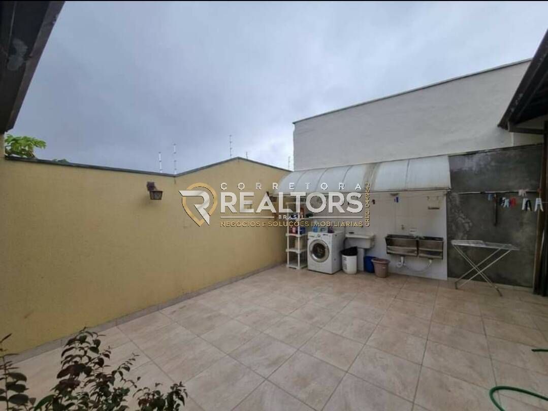 Casa à venda com 3 quartos, 200m² - Foto 12