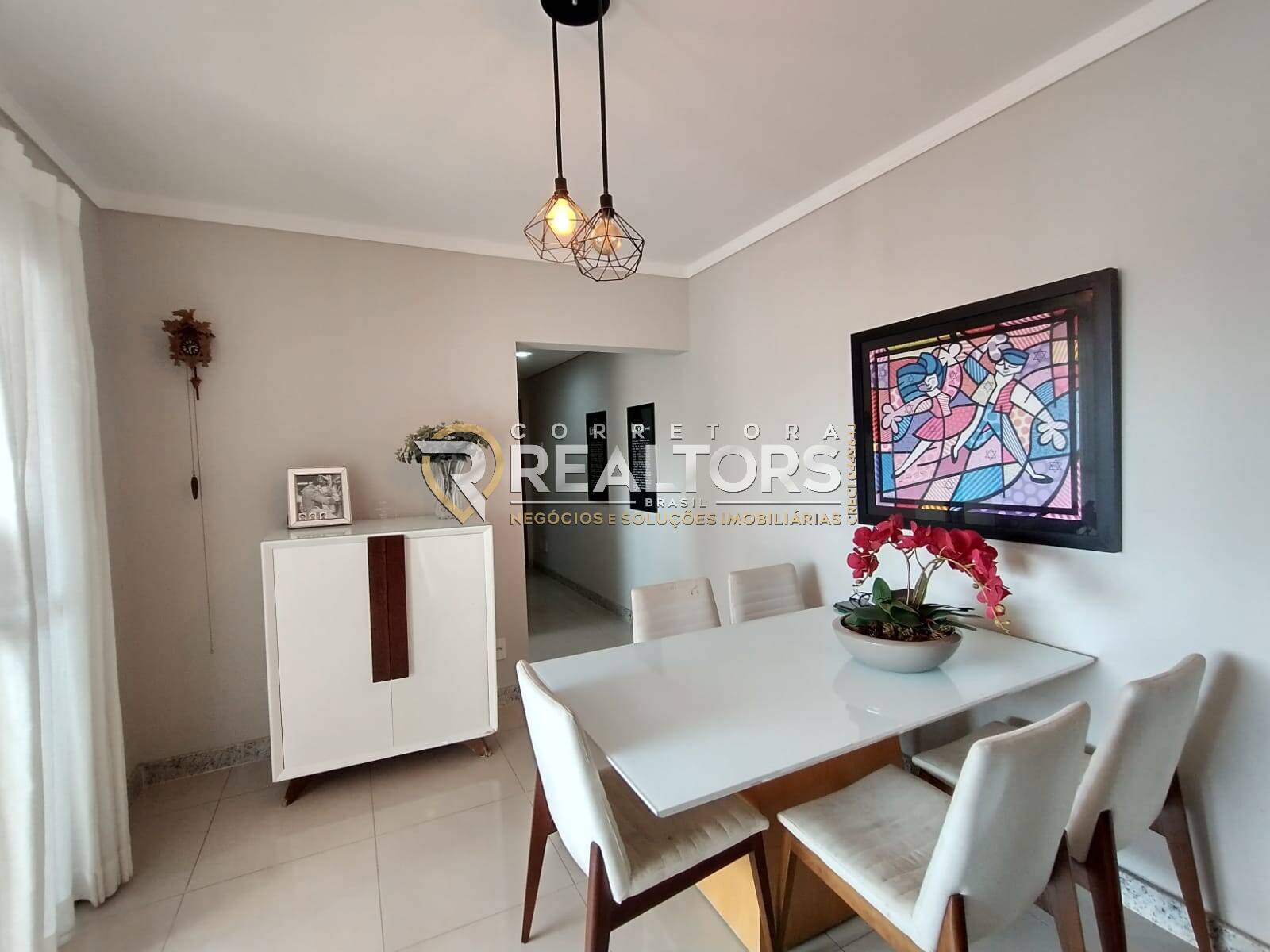 Apartamento à venda com 3 quartos, 111m² - Foto 3