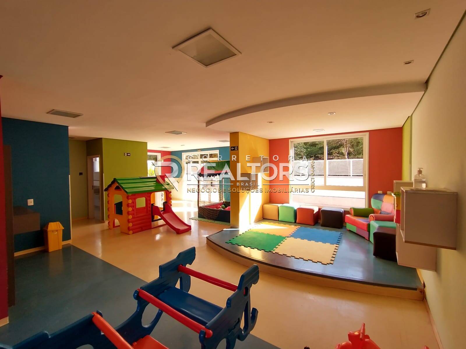 Apartamento à venda com 3 quartos, 111m² - Foto 30