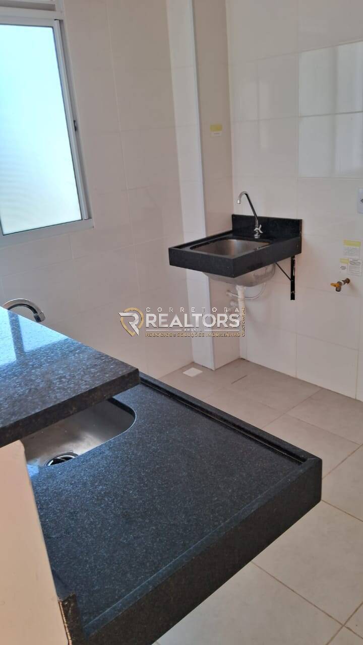 Apartamento à venda com 2 quartos, 40m² - Foto 2
