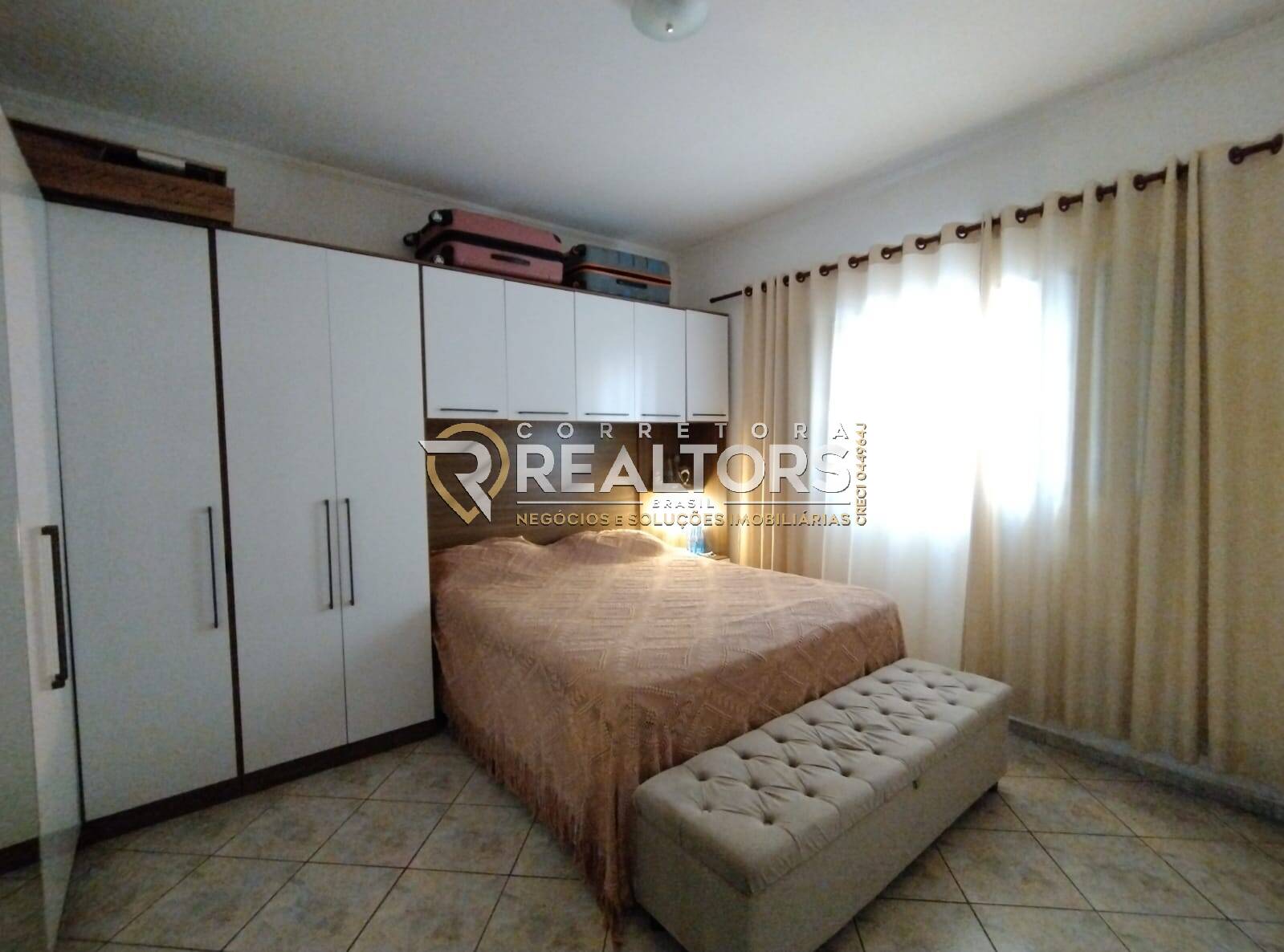 Casa à venda com 5 quartos, 260m² - Foto 10