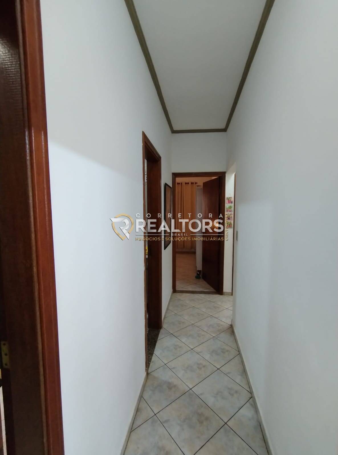 Casa à venda com 5 quartos, 260m² - Foto 13