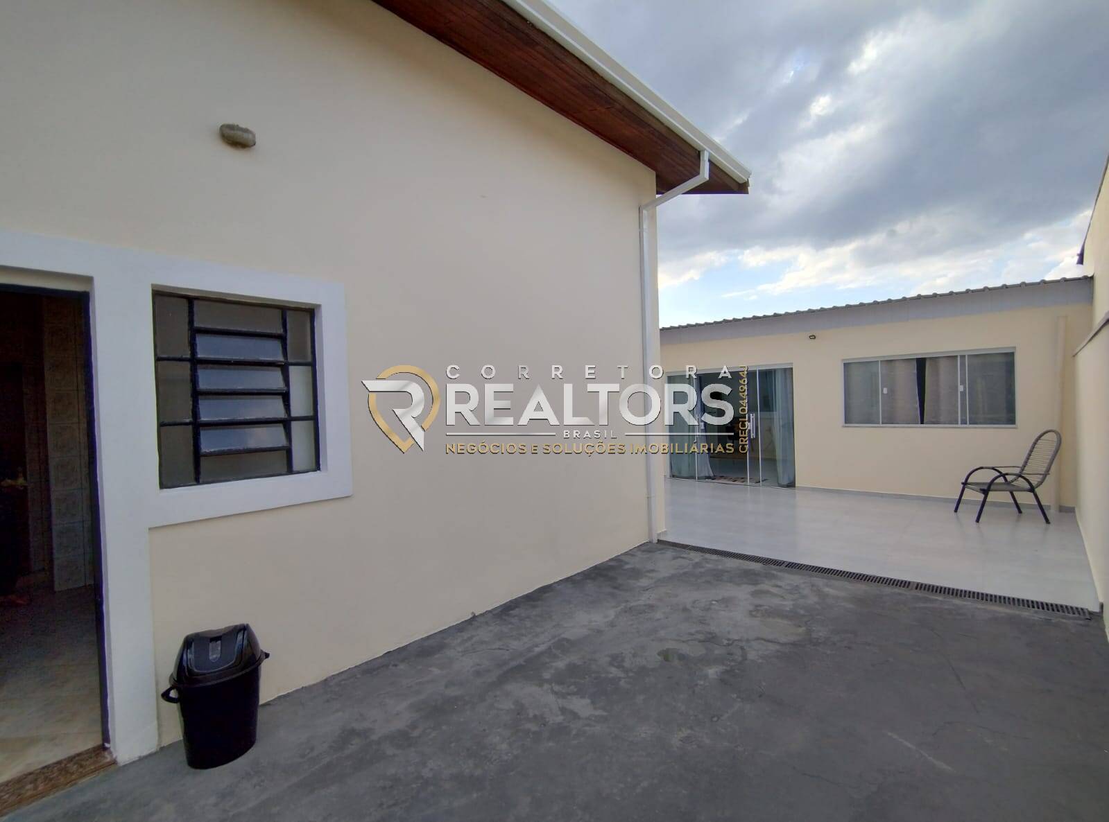 Casa à venda com 5 quartos, 260m² - Foto 16