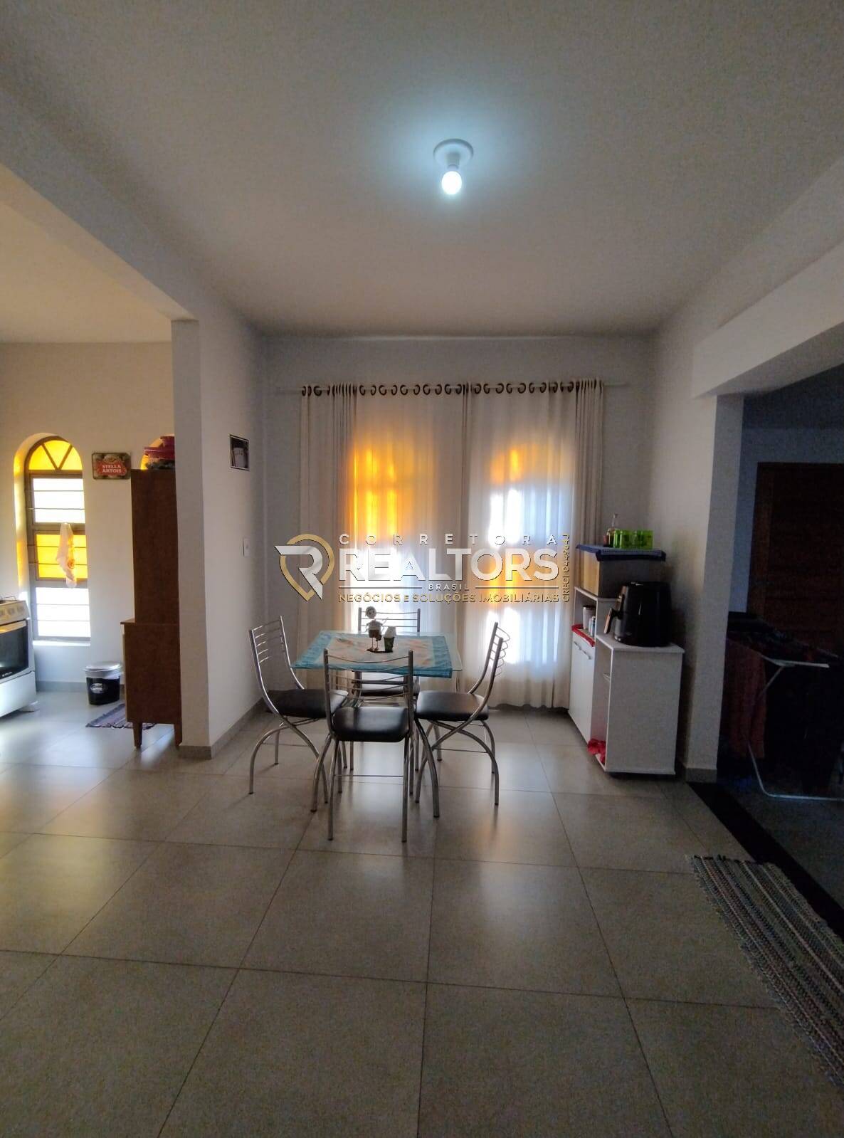 Casa à venda com 3 quartos, 160m² - Foto 6