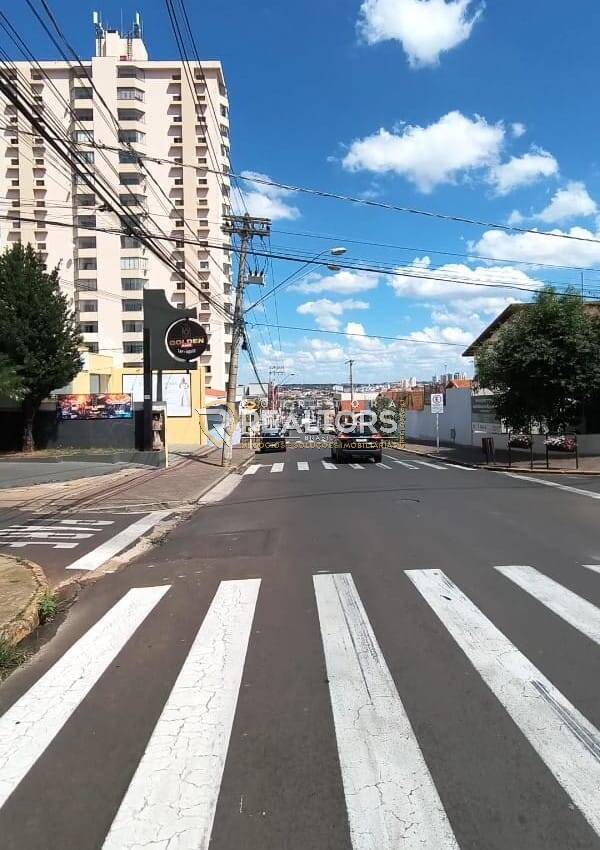 Casa à venda com 4 quartos, 288m² - Foto 6
