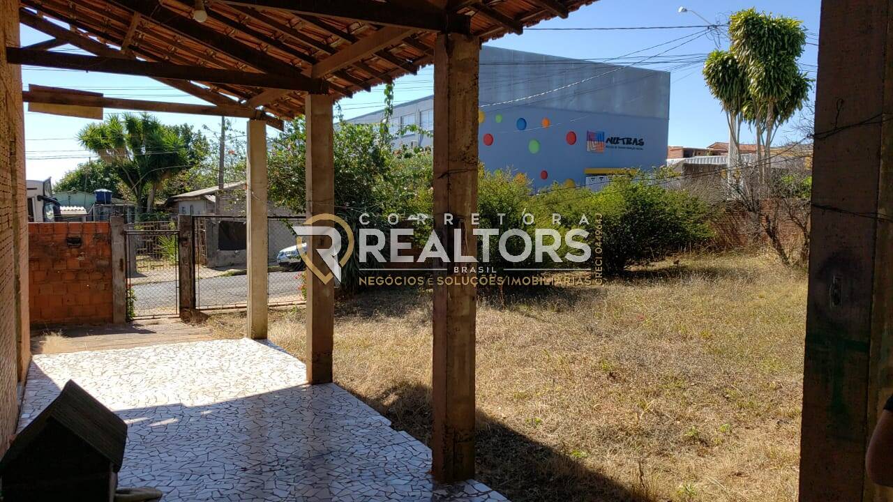 Terreno à venda, 1000m² - Foto 2
