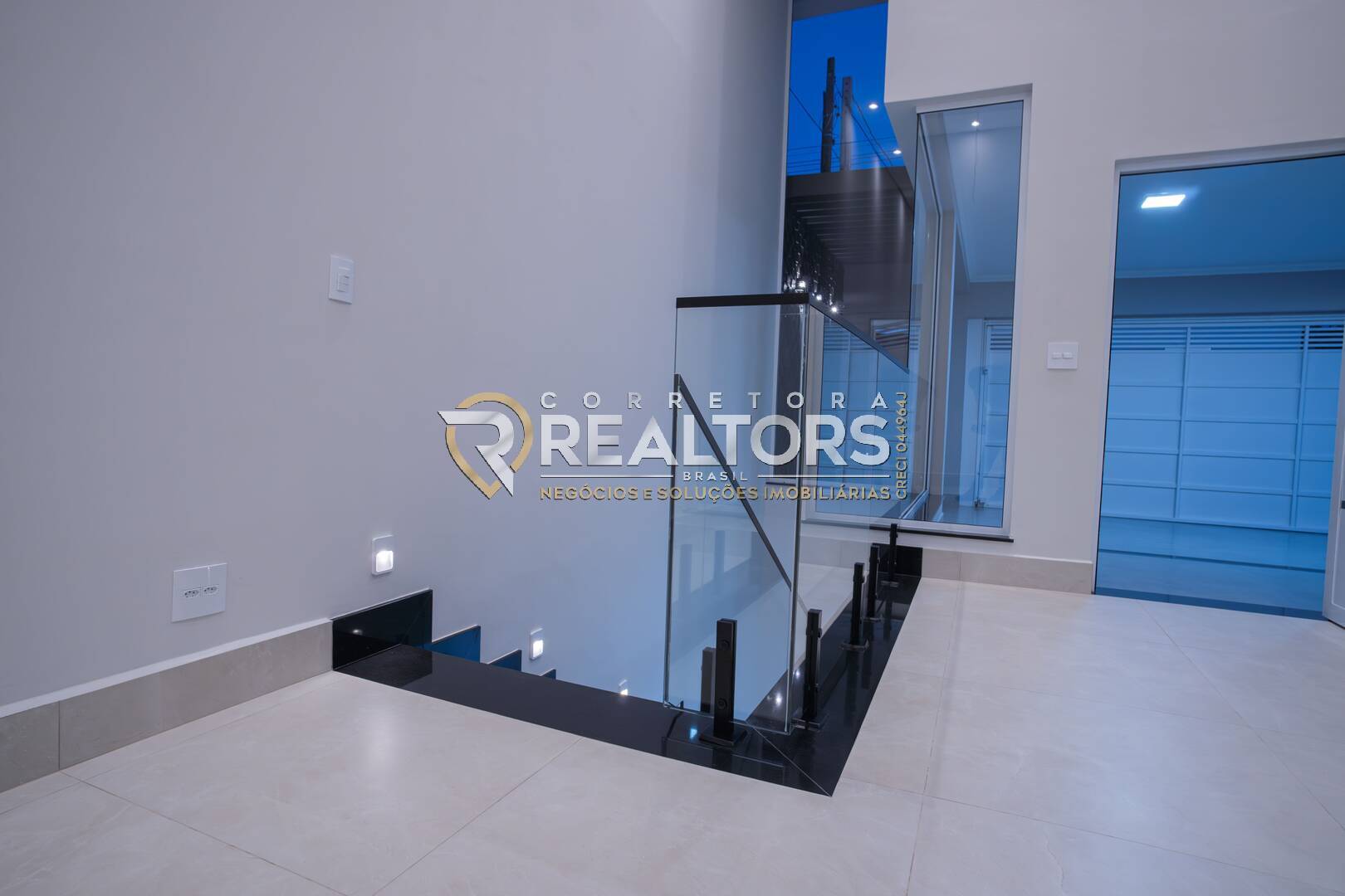 Casa à venda com 4 quartos, 231m² - Foto 16