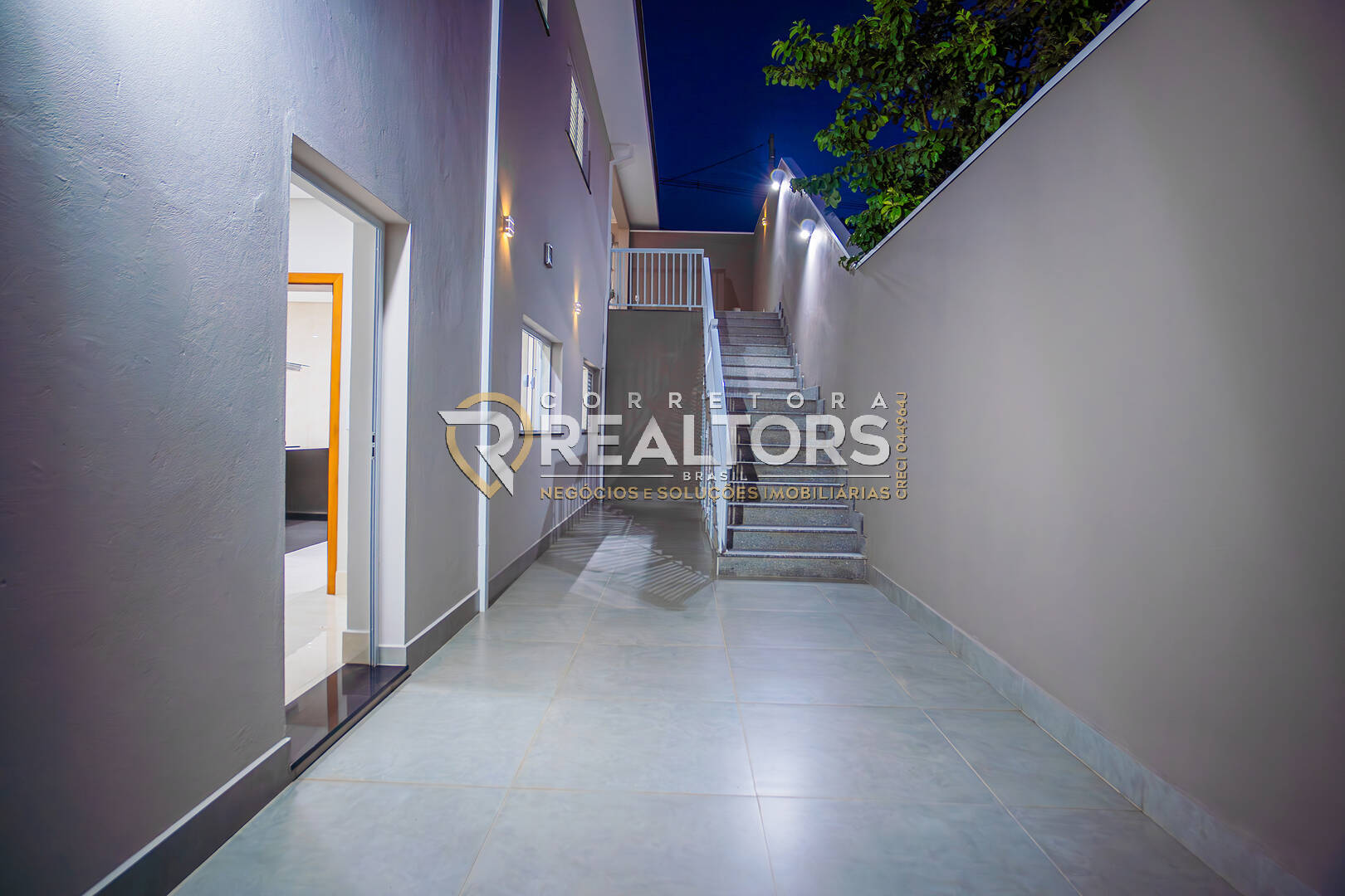 Casa à venda com 4 quartos, 231m² - Foto 6
