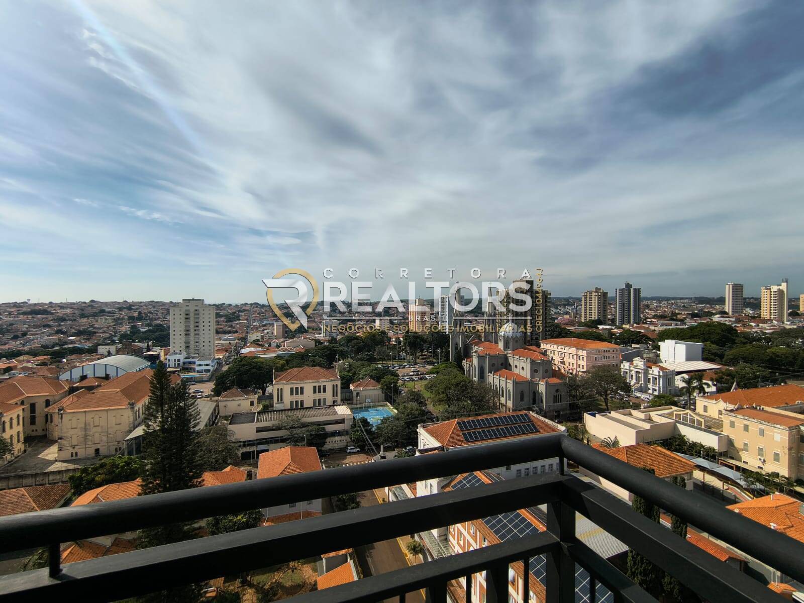 Apartamento à venda com 3 quartos, 132m² - Foto 3