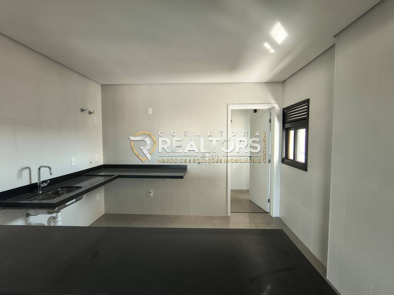 Apartamento à venda com 3 quartos, 132m² - Foto 8