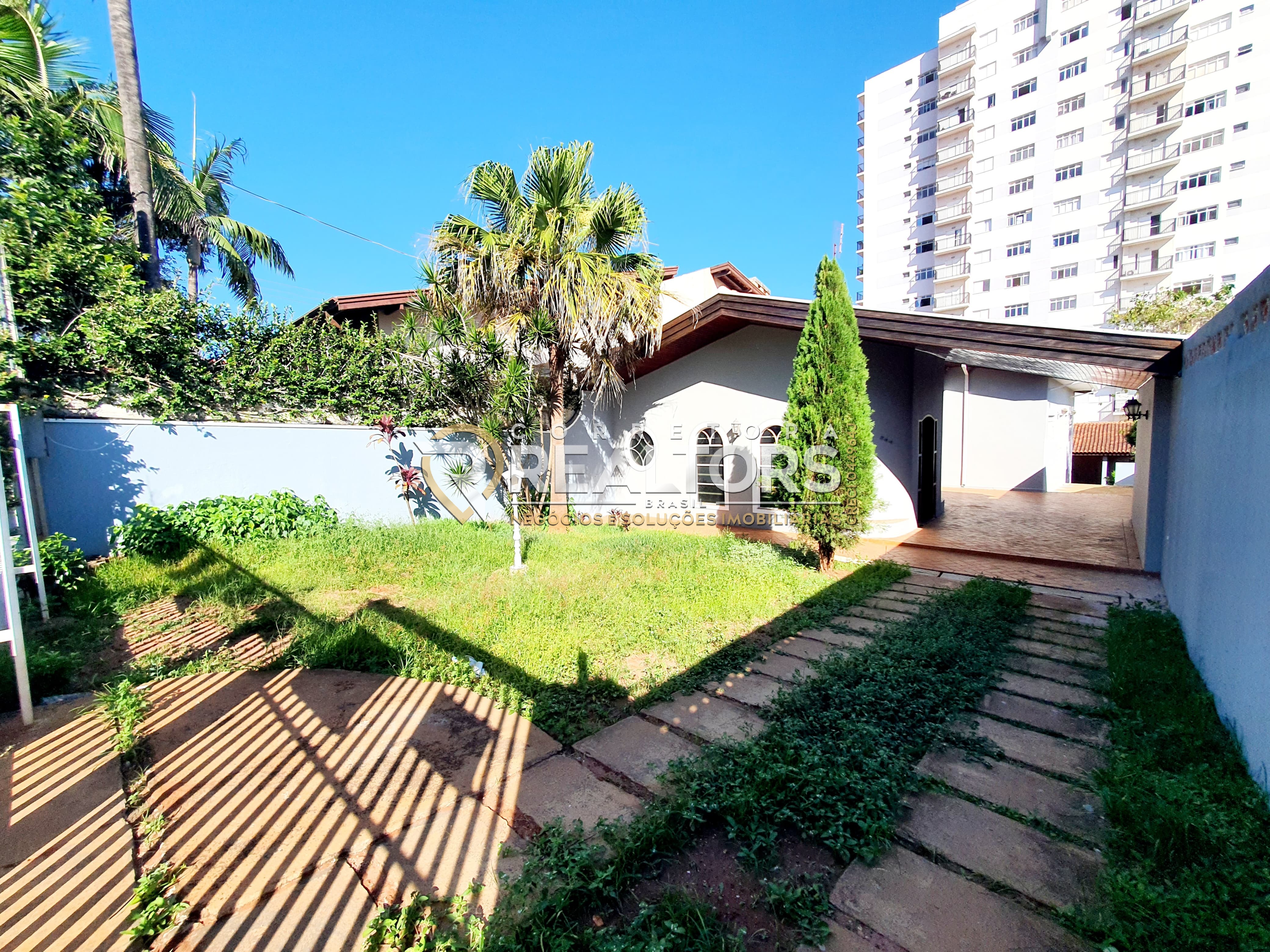 Casa à venda com 3 quartos, 220m² - Foto 13