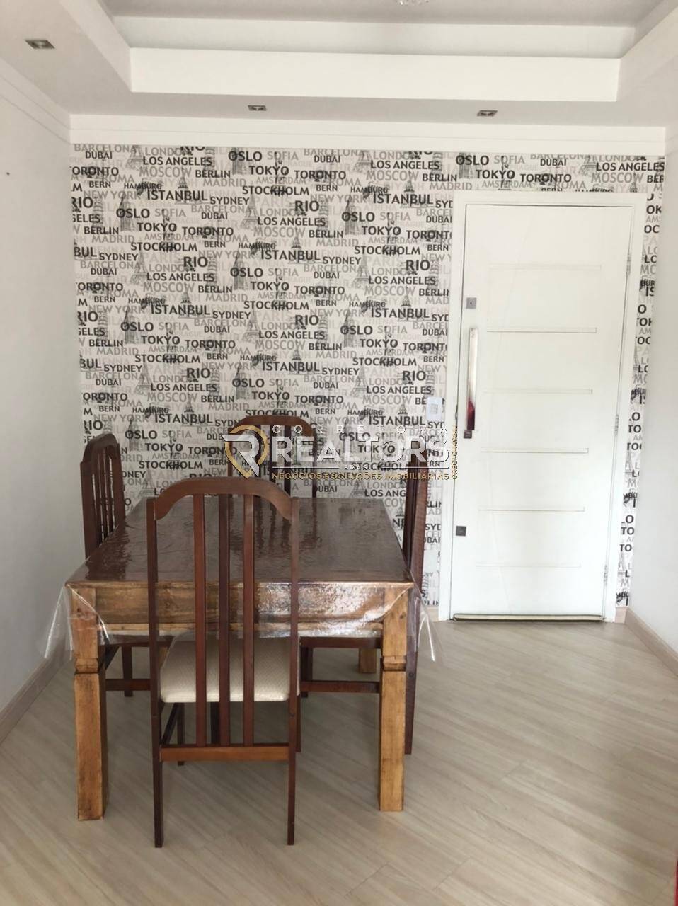 Apartamento à venda com 2 quartos, 64m² - Foto 2