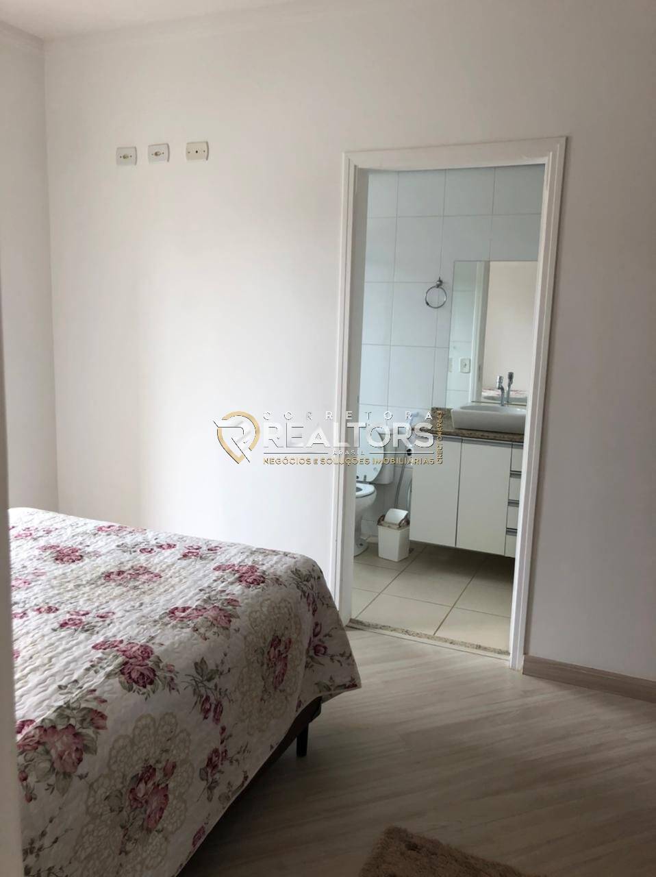 Apartamento à venda com 2 quartos, 64m² - Foto 6
