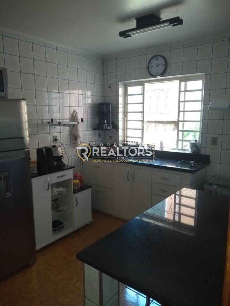 Sobrado à venda com 4 quartos, 400m² - Foto 9