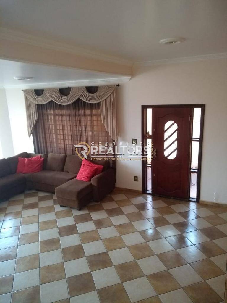 Sobrado à venda com 4 quartos, 400m² - Foto 11