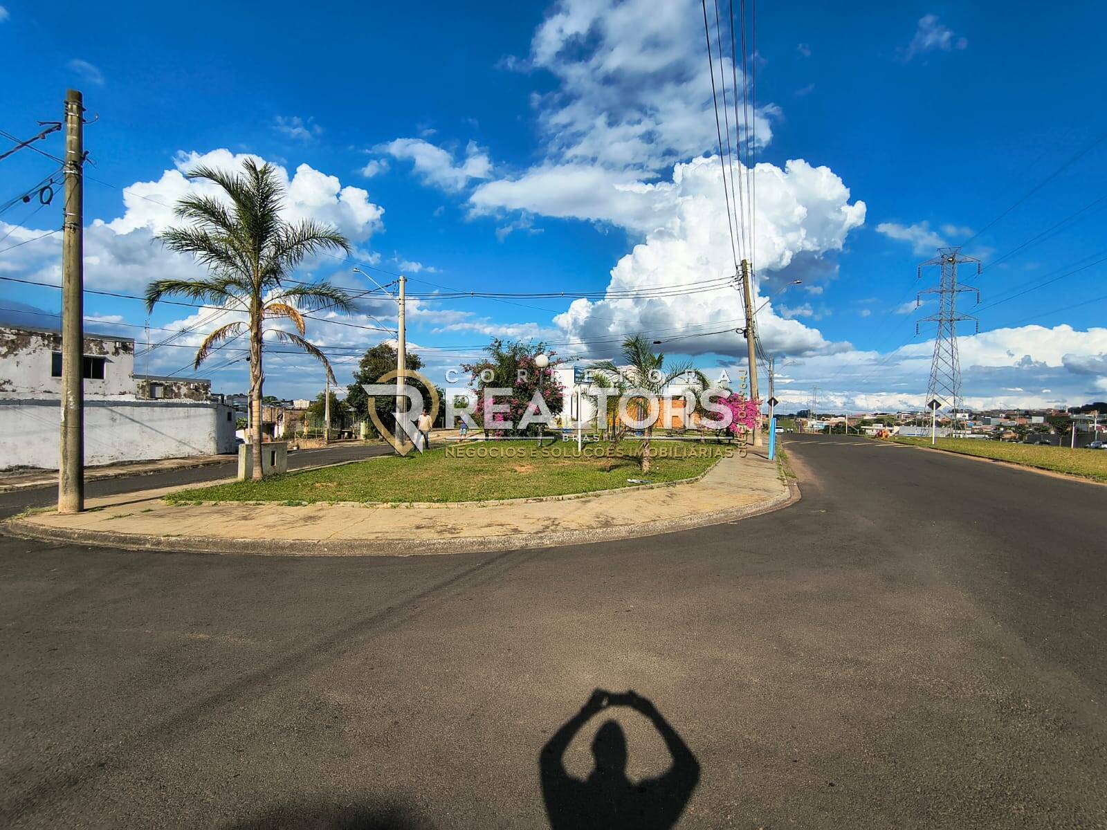Terrenos em ótima localização para construção de barracões/casas BotucatuSP