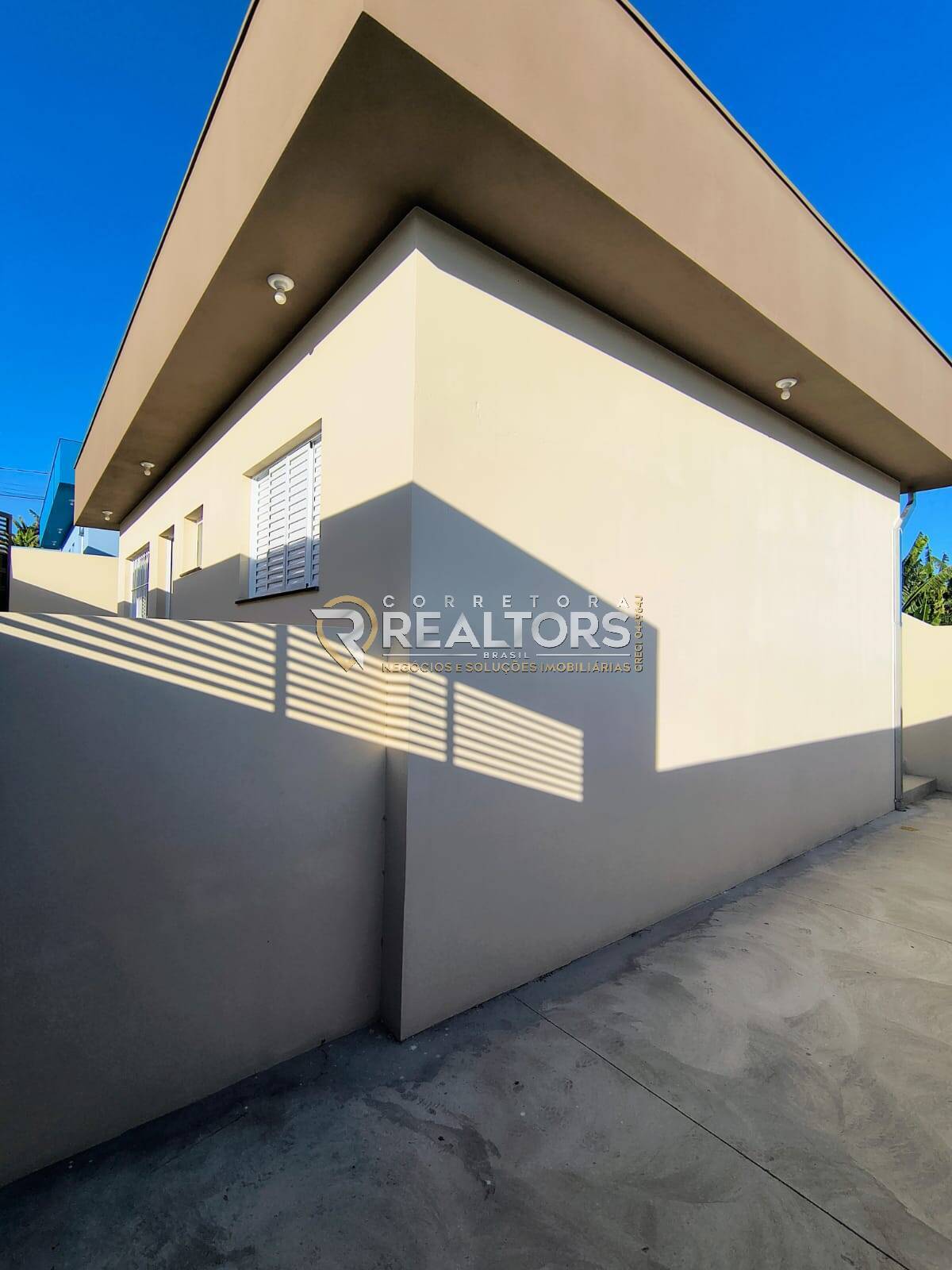 Casa à venda com 2 quartos, 75m² - Foto 14