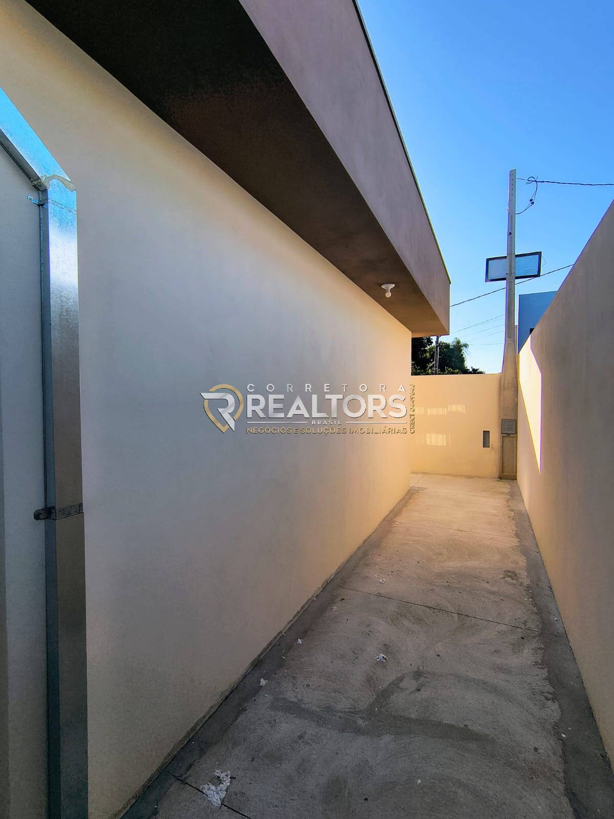Casa à venda com 2 quartos, 75m² - Foto 12
