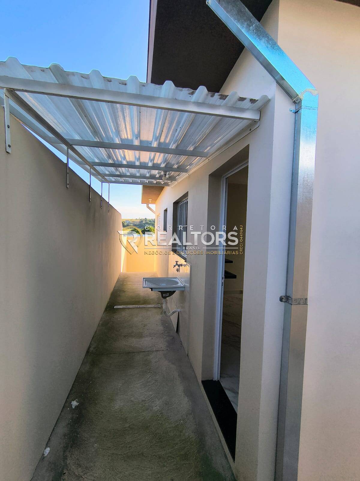 Casa à venda com 2 quartos, 75m² - Foto 13