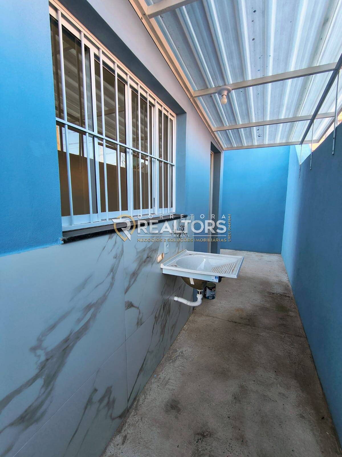 Casa à venda com 2 quartos, 75m² - Foto 11