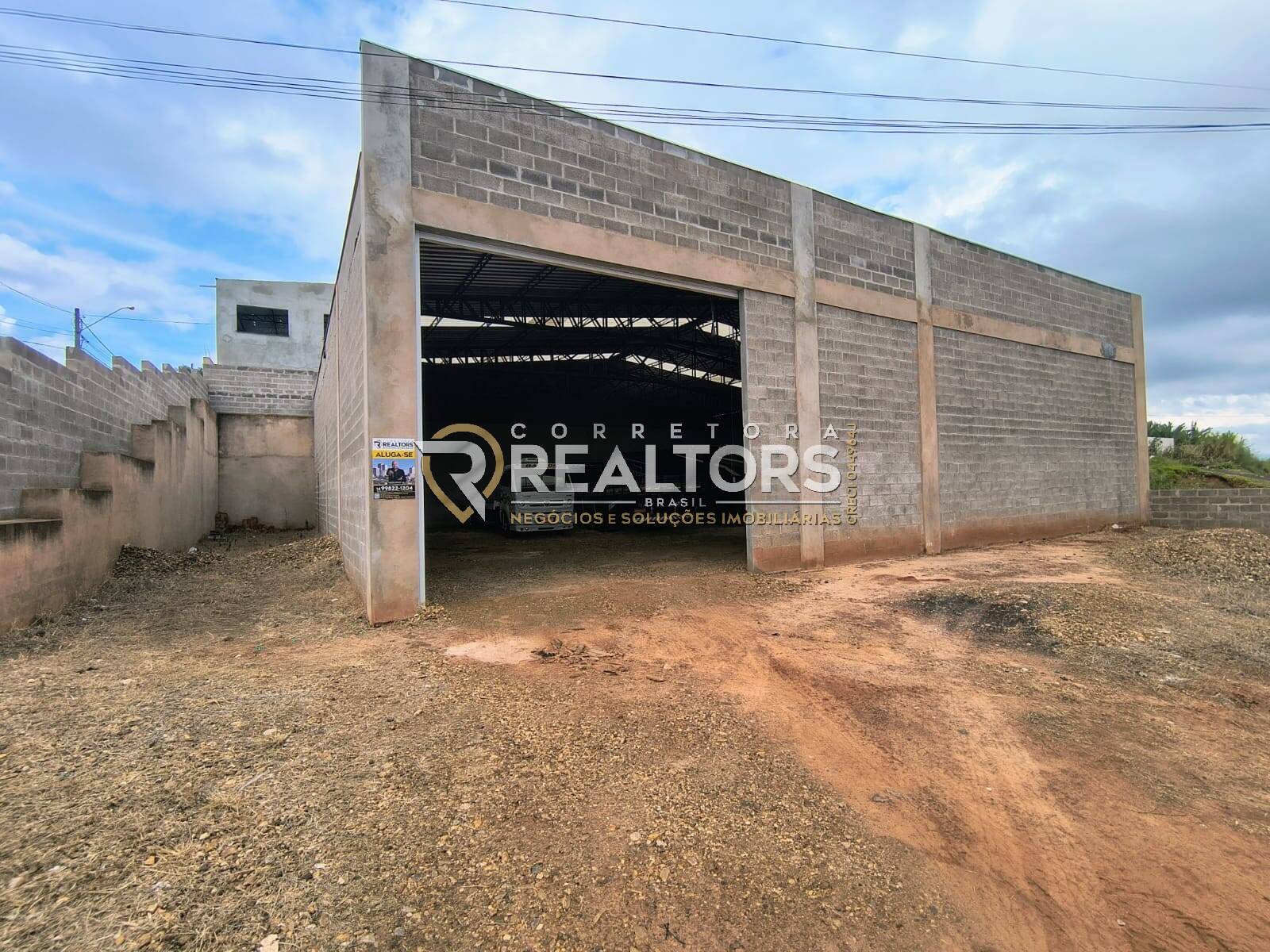 Prédio Inteiro para alugar, 400m² - Foto 1