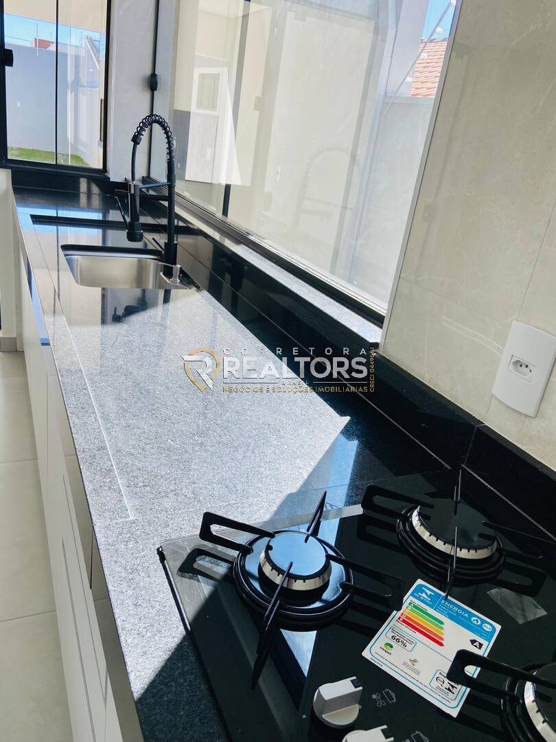 Casa à venda com 3 quartos, 188m² - Foto 8