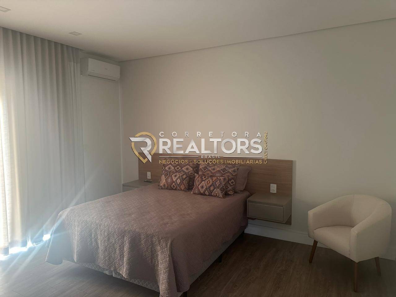 Casa à venda com 3 quartos, 410m² - Foto 10