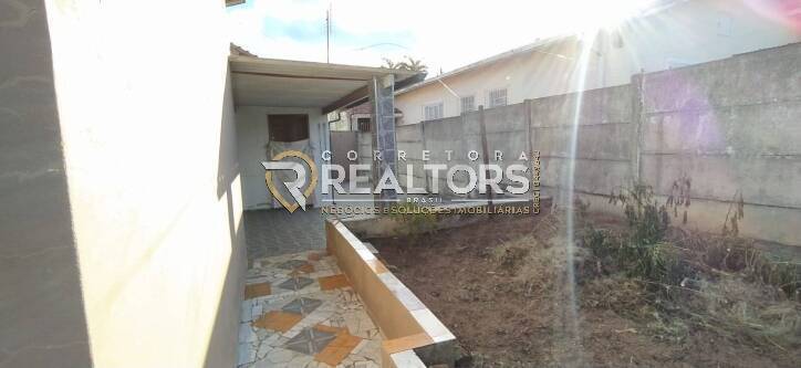 Casa à venda com 2 quartos, 50m² - Foto 9