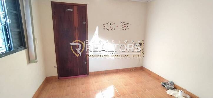 Casa à venda com 2 quartos, 50m² - Foto 4