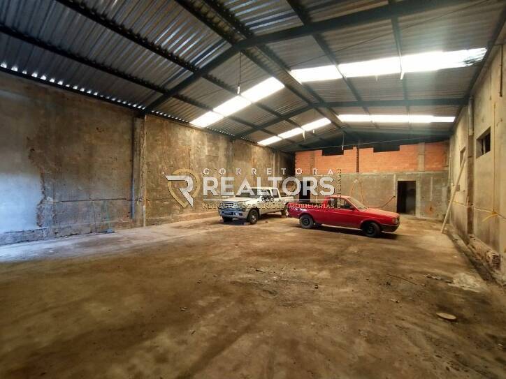 Prédio Inteiro à venda, 250m² - Foto 1