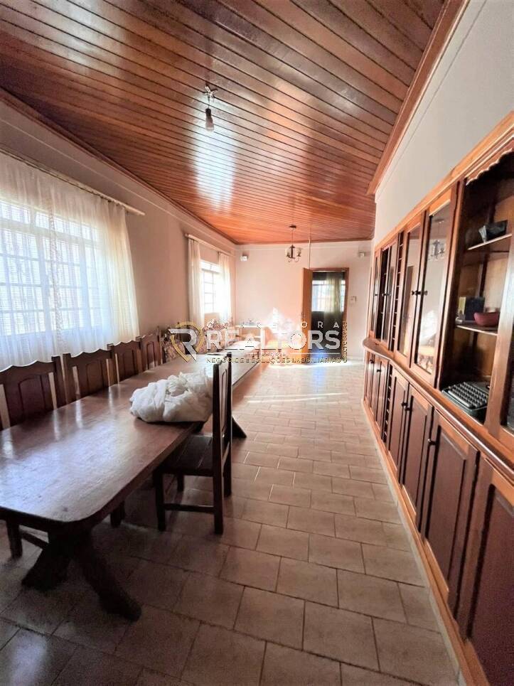 Casa à venda com 3 quartos, 250m² - Foto 6