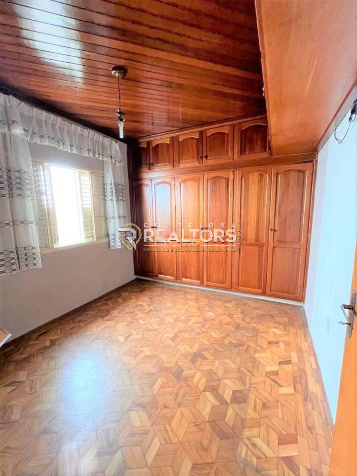 Casa à venda com 3 quartos, 250m² - Foto 10