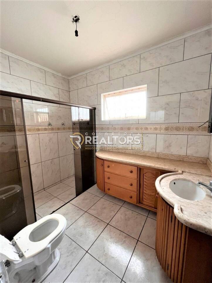 Casa à venda com 3 quartos, 250m² - Foto 11