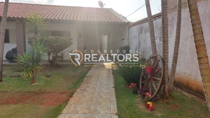 Casa à venda com 2 quartos, 110m² - Foto 2