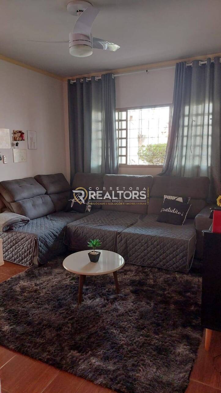 Casa à venda com 2 quartos, 110m² - Foto 5