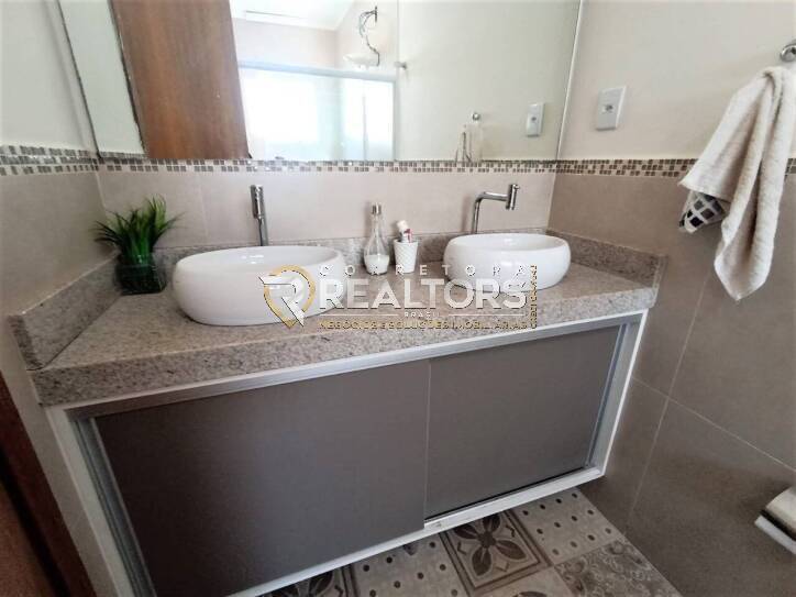 Casa à venda com 3 quartos, 180m² - Foto 9