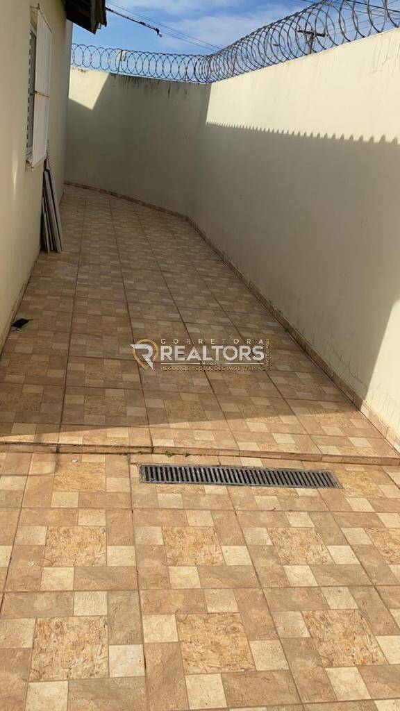 Casa à venda com 2 quartos, 120m² - Foto 6